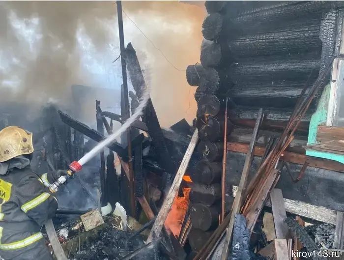 A fire occurred in the Kirov village of Sumaroki.
