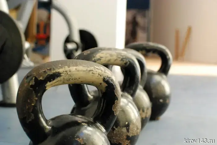 A 75-year-old resident of Kirov made his own weights and trained in the snow: he won a ticket to the finals of the GTO.