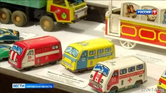 В Котельничском палеонтологическом музее открылась выставка старинных игрушек