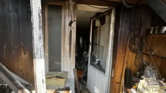 Пожар в многоэтажном доме в Кирове возник из-за линзового эффекта.