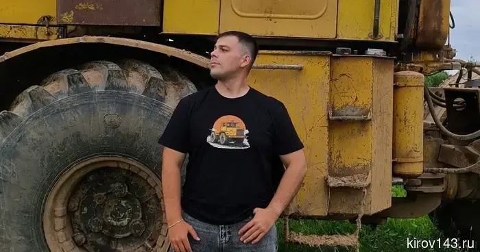 Предприниматель из Фаленского района запустил бренд одежды о людях села