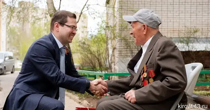 Борис Веснин: возможность лично поздравить ветеранов — особая честь