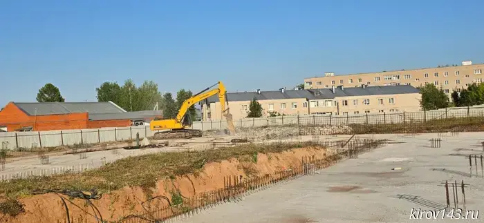 Demolition of the school's foundation: a fraud disguised as "governmental short-sightedness"?