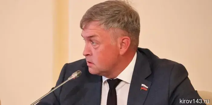 Береснев предложил при подготовке кадров для строительства использовать ИИ.