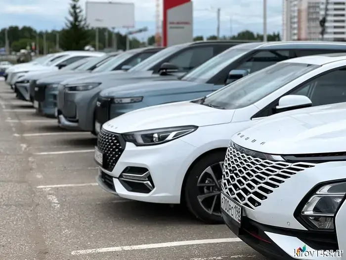 The maintenance of an electric car is 2.7 times cheaper than that of a gasoline car.