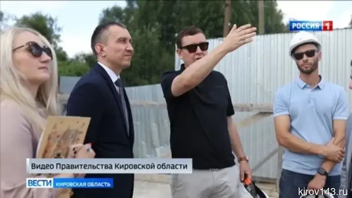В Кирове продолжается строительство школы на улице Торфяной.