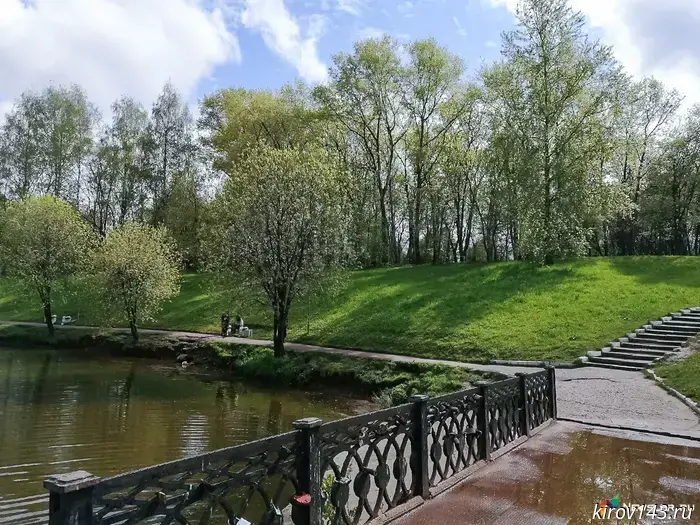 A warm weekend with partly cloudy skies and showers is forecast in Kirov.