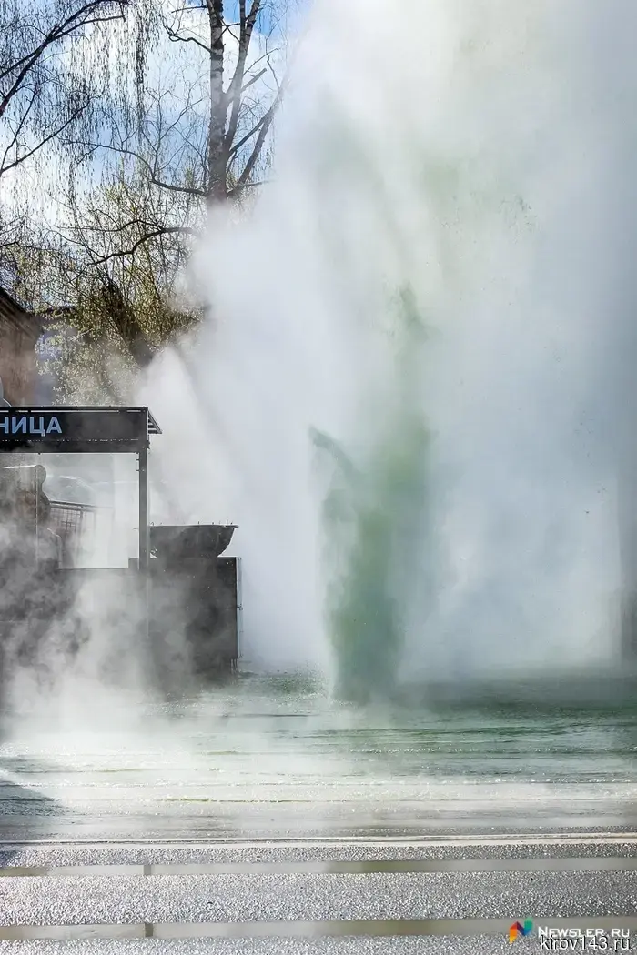 В Кирове «закрыли» зеленый фонтан.