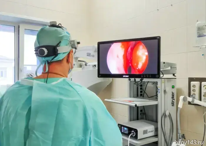 В областной больнице был установлен комплекс для проведения операций на носу.