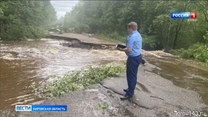 В Верхнекамском районе ограничено движение на Пушью и Лесной