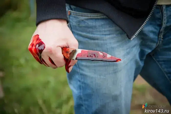 In Kirovo-Chepetsk, a man stabbed a passerby