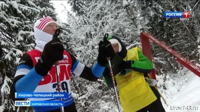 Любители лыжного спорта из Кирова начали новый год мини-туром, проведя соревнования на свежезаведенной трассе в Пасегово.