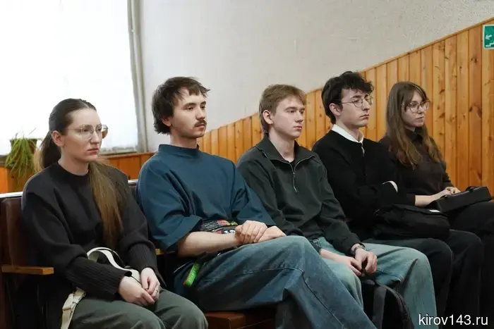 В Кирове обсудили благоустройство квартала у дома Чарушина