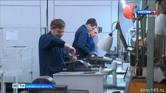 В Кировской области продолжается приём выпускников школ в вузы и техникумы.
