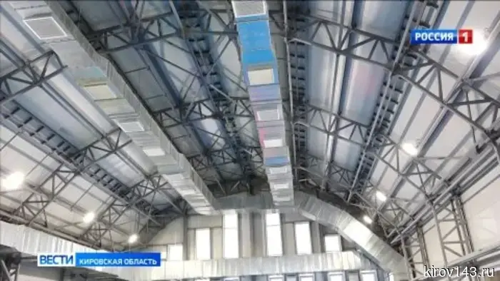 В Вятских Полянах подходит к завершению строительство нового модульного бассейна.