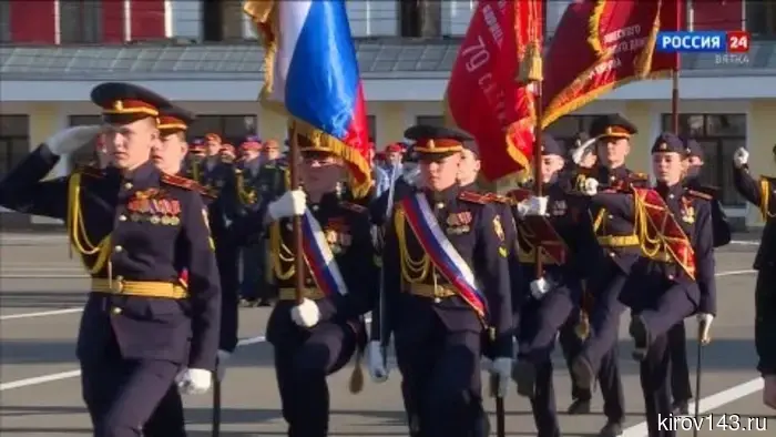 Более пятисот школьников из Кировской области вступили в ряды юнармейцев.