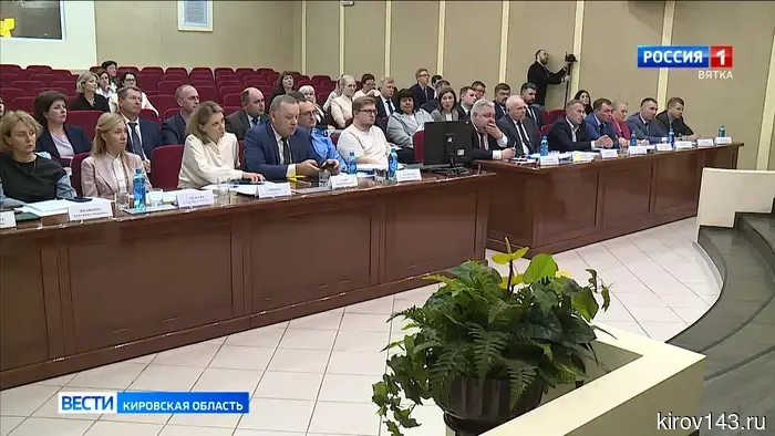 Александр Соколов провел выездное заседание правительства Кировской области