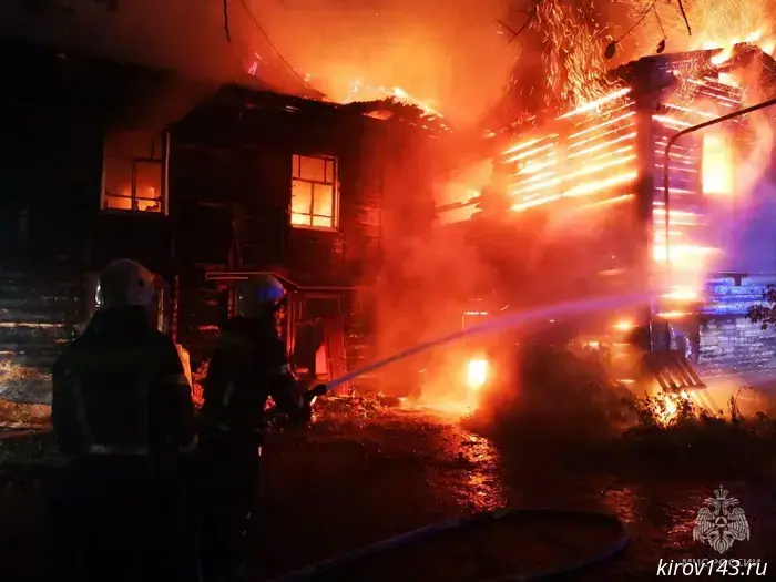 Within 24 hours in Kirov Oblast, a balcony, an outbuilding and a house burned down.