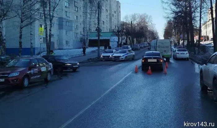 In the Kirov region, a girl and a 7-year-old boy were hit by a vehicle.