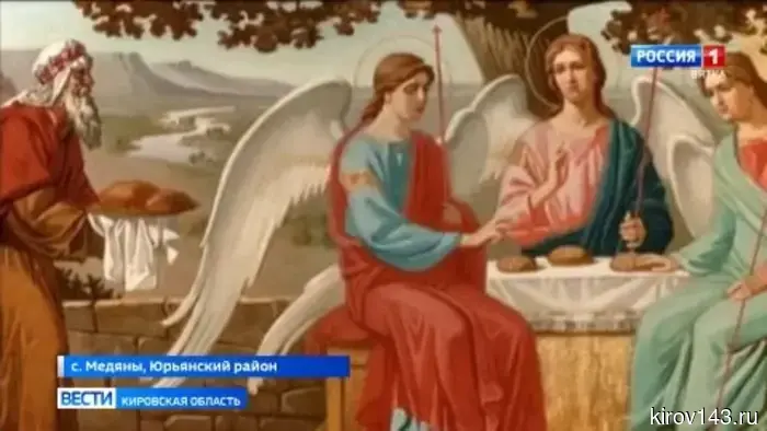 Жители села Медяны готовятся встретить Пасху в родном Троицком храме