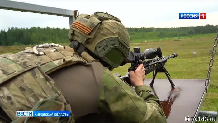 В Кирове состоялся турнир спецподразделений по тактической стрельбе в память о погибших сотрудниках.