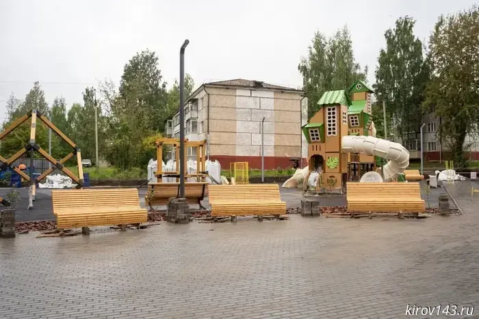 A new park in Raduzhny will open by September 1.