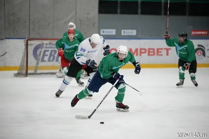 The Championship of the Uralchem Group in hockey took place in Kirovo-Chepetsk.