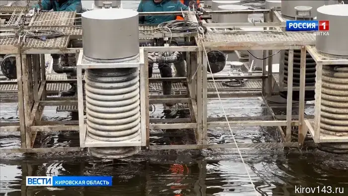 Светомузыкальный фонтан у Кировского цирка начали подготовлять к открытию нового сезона.