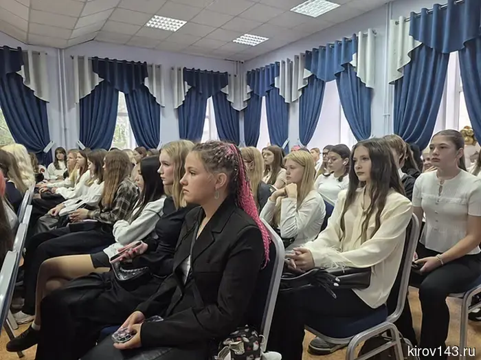 In the Kirov region, hundreds of future doctors have taken their seats at the desks.