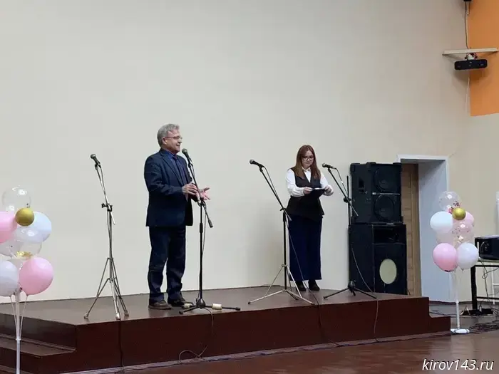 В селе Воя после капитального ремонта вновь заработал обновленный Дом культуры.