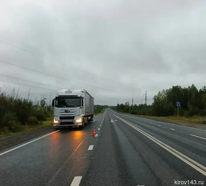 В Кировской области столкнулись два грузовика