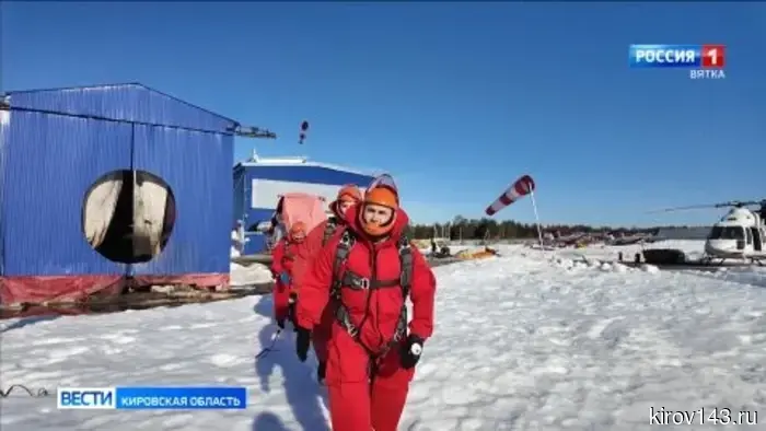 Парашютисты-пожарные проводят воздушные тренировки