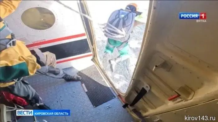 Парашютисты-пожарные проводят воздушные тренировки