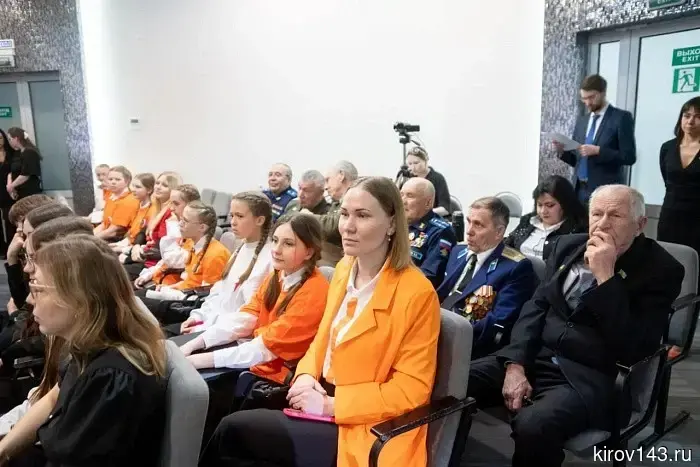 Соколов и Веснин открыли Гагаринский урок.