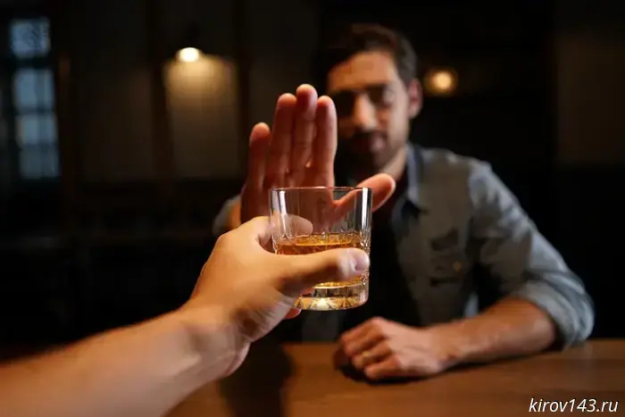 Residents of Kirov were told why they should not drink alcohol.