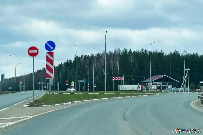 New road signs will be installed on five highways in the Kirov region.