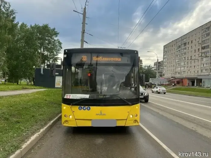 11-летняя девочка получила травмы в автобусе в Кирове.