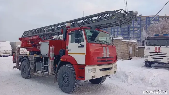 The Kirov firefighters' fleet has been replenished with a new KAMAZ aerial ladder.
