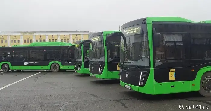 В администрации Кирова рассказали, как будут работать автобусы в период праздников