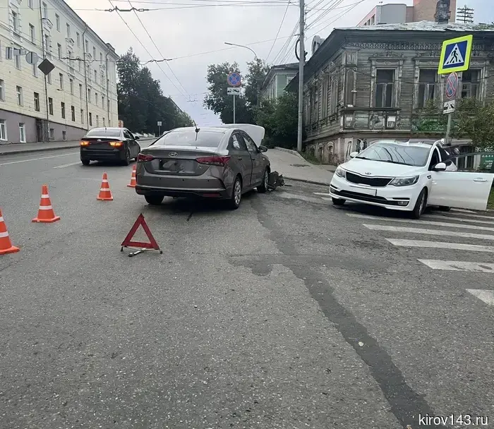 Две пассажирки пострадали в Кирове в результате аварии на Владимирской