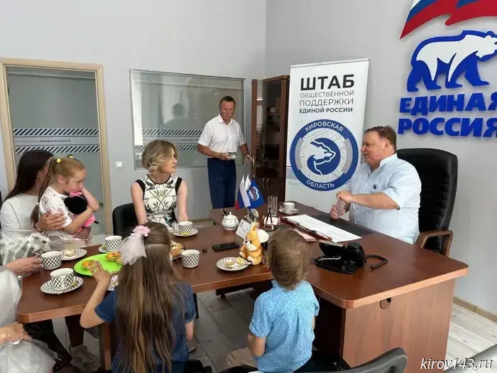 Мария Бутина выделила Олега Валенчука.