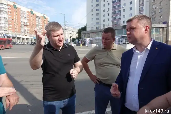 Автобусные водители из Кирова попали в число 50 лучших на всероссийском соревновании.