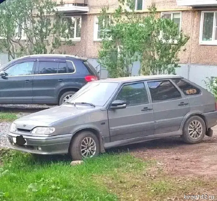A young man who stole an acoustic system from a car was punished in Kirov.