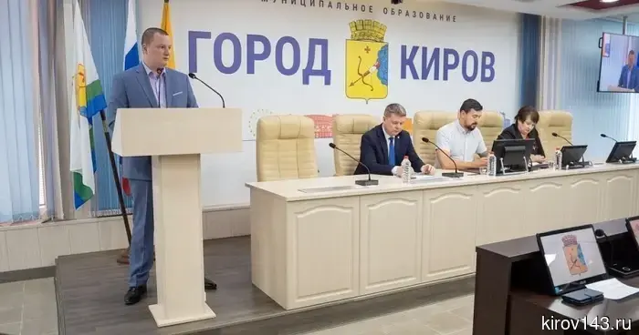 Депутаты раскритиковали автоперевозчиков, на которых жалуются кировчане