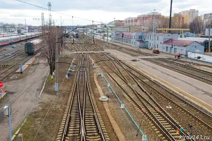 Demolition of vegetable storerooms and cellars near the Lyangasovo railway station will begin in April.