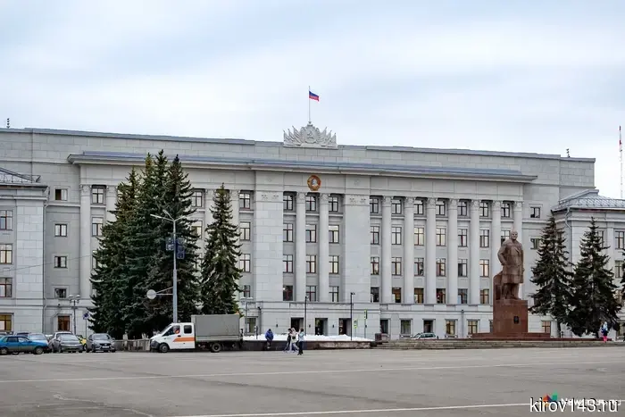 The Kirov authorities awarded 30 people for their fight against the fuel crisis.