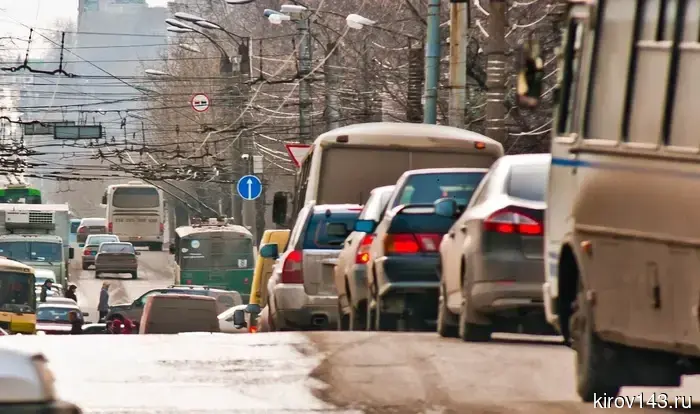 Как в Кирове устраняют очаги аварийности.