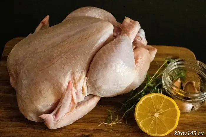 Цены на куриное мясо со стороны производителей уменьшились на 1,4%.