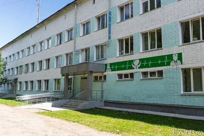 In Kirov, a man with a large gastric ulcer was saved.