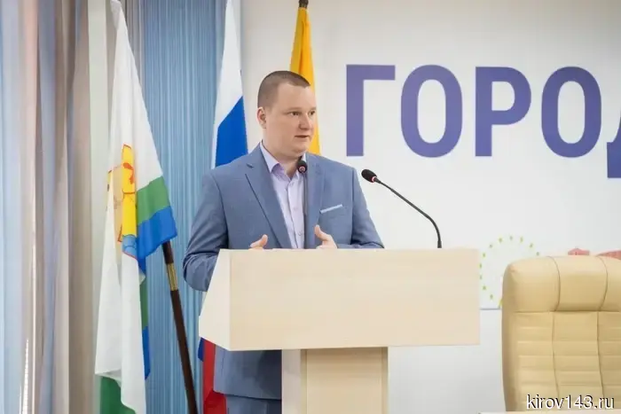 Депутаты выразили критику в адрес автоперевозчиков, на которых поступают жалобы от жителей Кирова.